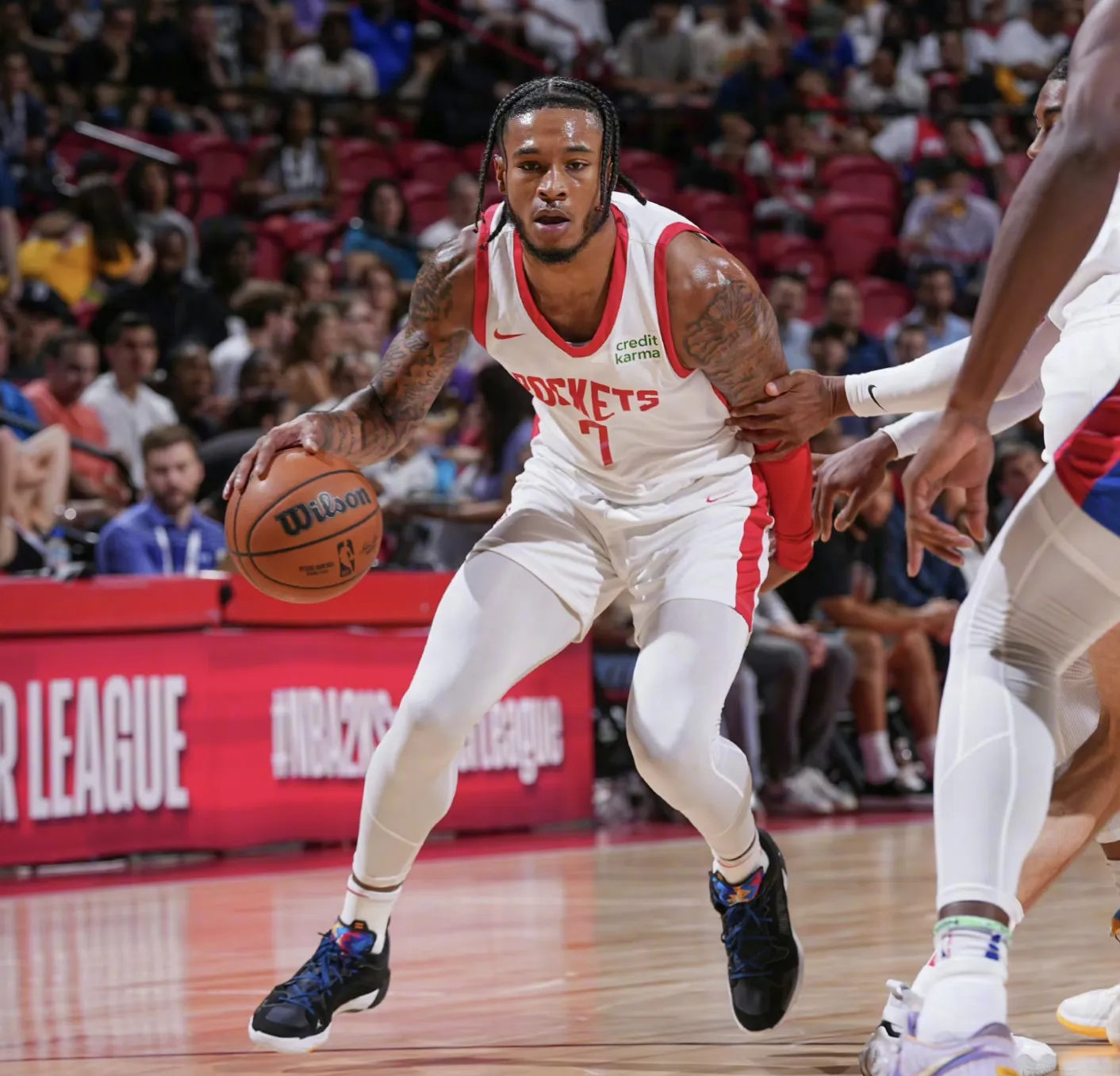 爱游戏欢迎页关于休斯敦火箭训练开放日，加时末段内部沟通引欢呼，CBA常规赛在即，年轻球员得到机会的信息